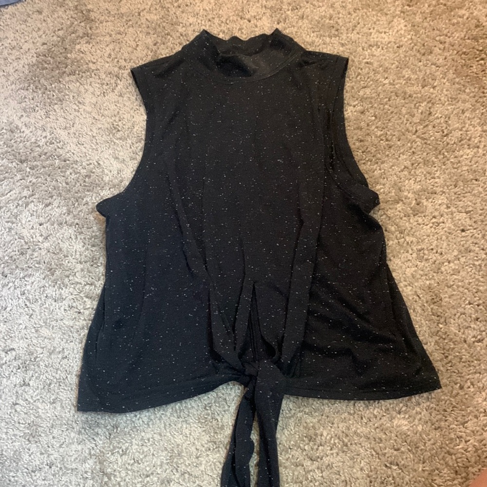 Lululemon top